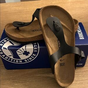 Birkenstock Gizeh BS, size 38, black